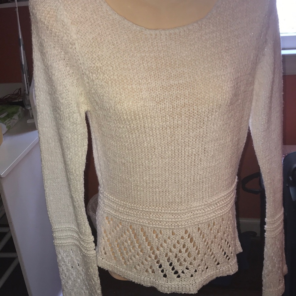 Max studio white sweater